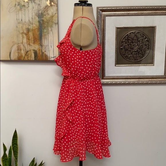Divided red dress with white polka dots - Picture 3 of 6